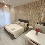 Blancohouse - Nido D'amore Sul Parco Riccione
